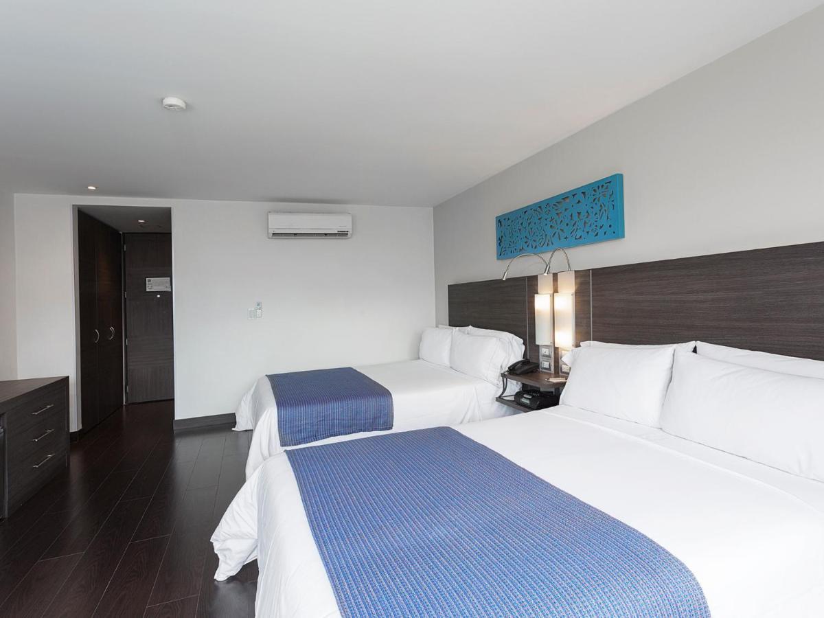 Hotel Bh El Poblado 메딜린 외부 사진