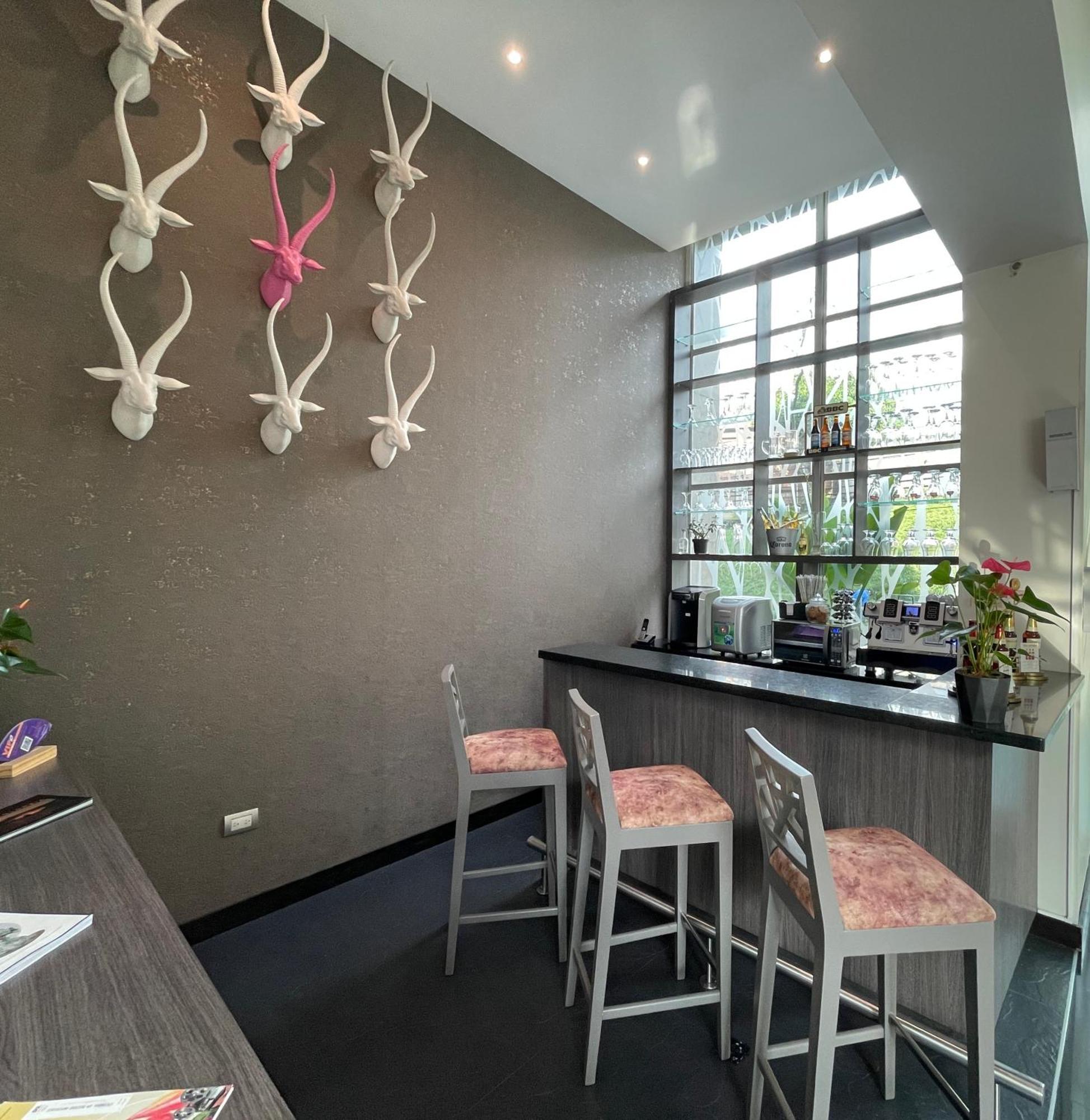 Hotel Bh El Poblado 메딜린 외부 사진