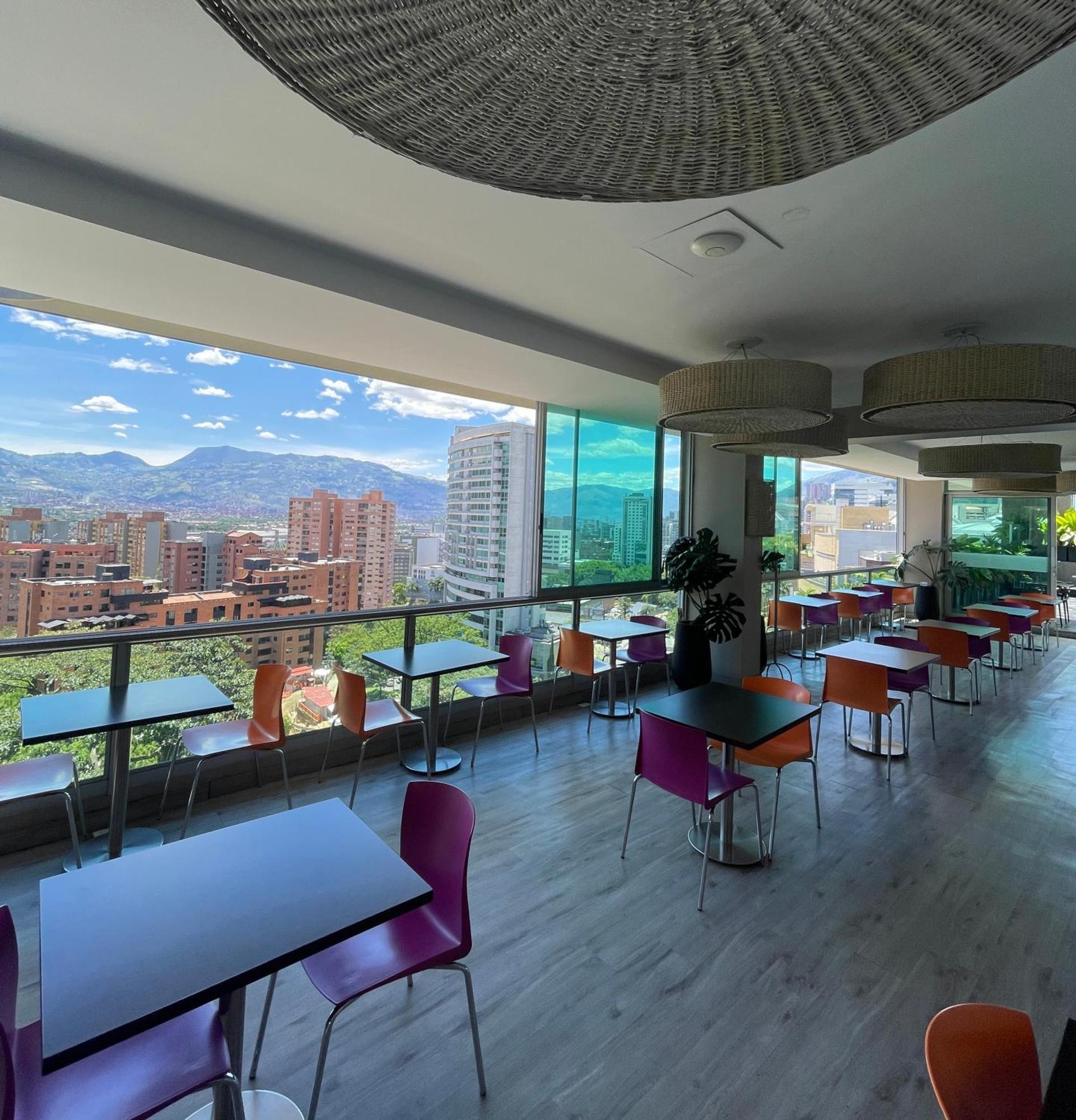 Hotel Bh El Poblado 메딜린 외부 사진