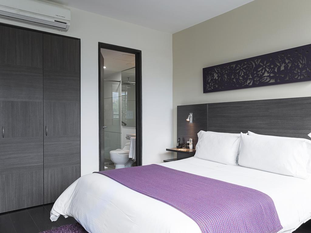 Hotel Bh El Poblado 메딜린 외부 사진